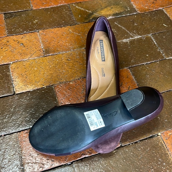 Size 10 purple pumps new - Picture 5 of 7